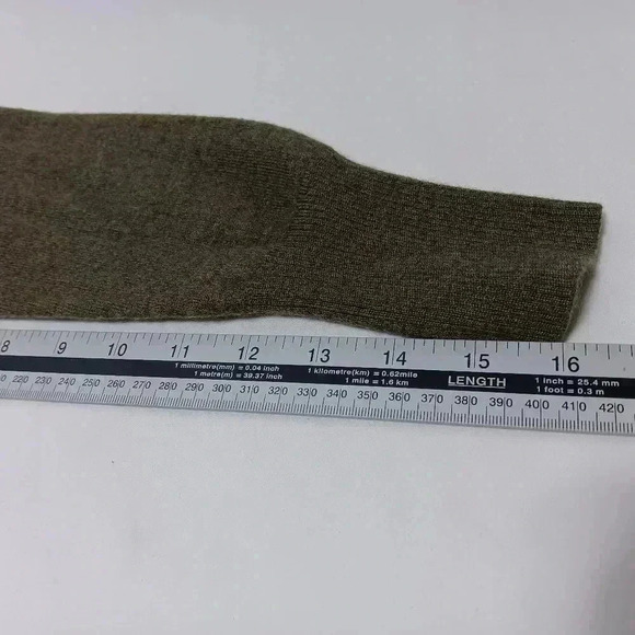 Ladies Cynthia Rowley Extra Fine Merino Wool,Cowl  Neck Sweater. Size M - Picture 5 of 9